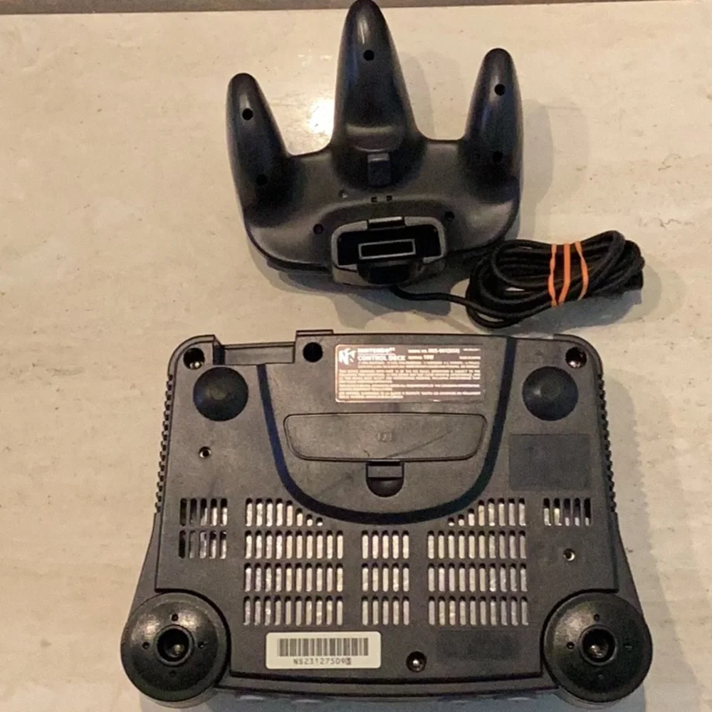 Nintendo 64 Console & N64 Controller Original Black OEM Authentic - Picture 5 of 15